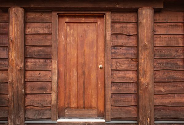 Cost of Log Cabin Siding Installation in Middletown