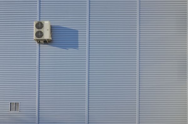 Cost of Flat Metal Siding Installation in Middletown